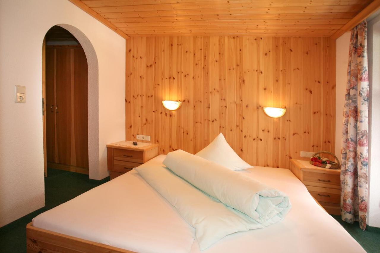 זולדן Hotel Silbertal - Almhuetten מראה חיצוני תמונה