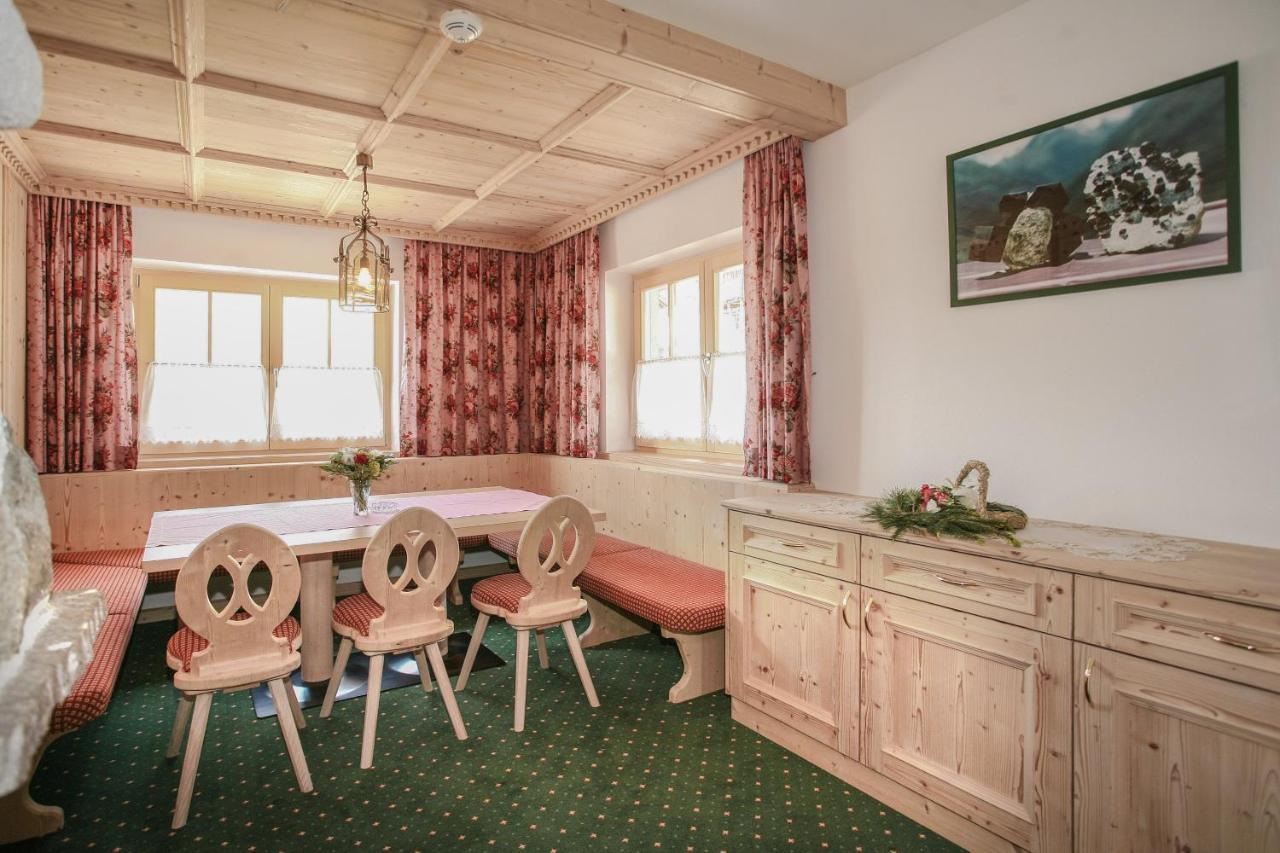 זולדן Hotel Silbertal - Almhuetten מראה חיצוני תמונה